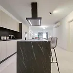 Apartament Two Bed - Short Walk To St Julian's & Sliema St. Julian's
