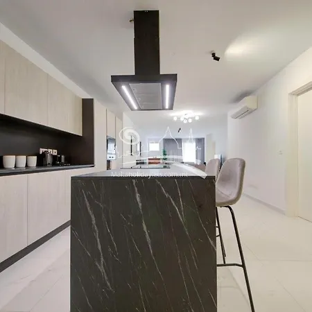 Apartmán Two Bed - Short Walk To St Julian's & Sliema Saint Julian's